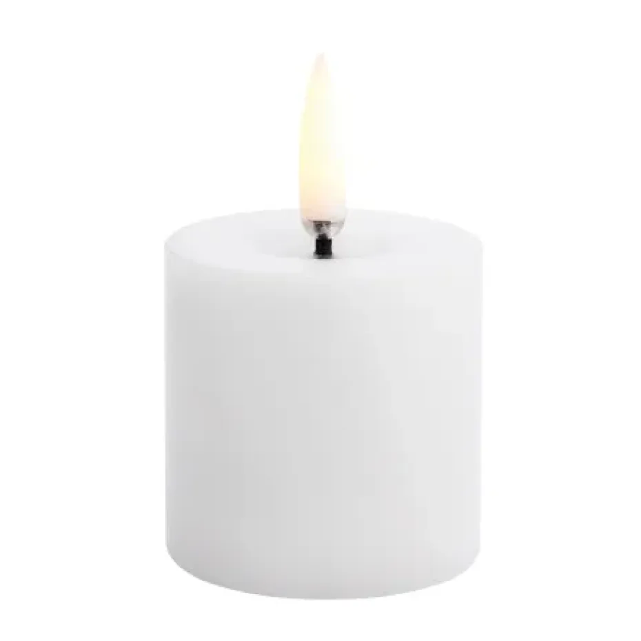 Bougie LED en bloc Uyuni Melted, Blanc, Ø5x4,5 cm
