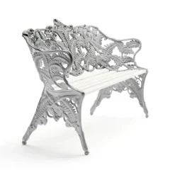 Canapé Classic, Pin blanc laqué, support en aluminium brut