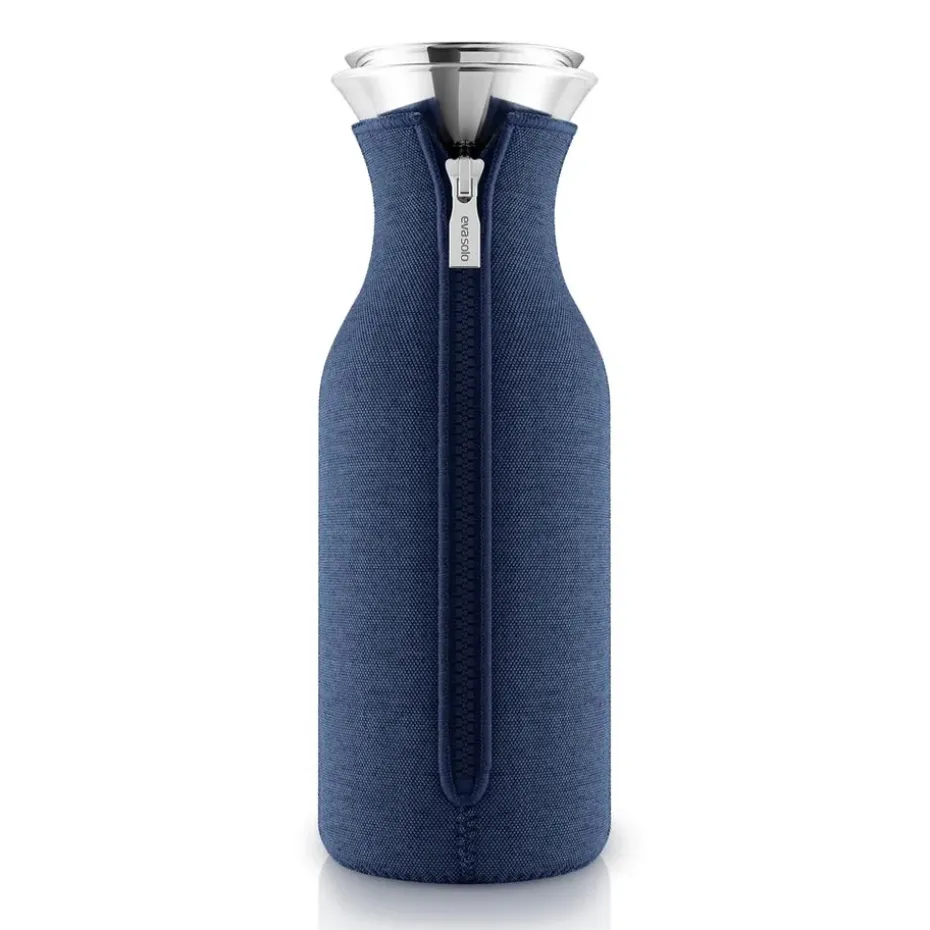 Carafe rafraîchissante Eva Solo à housse tissée, navy blue (bleu)