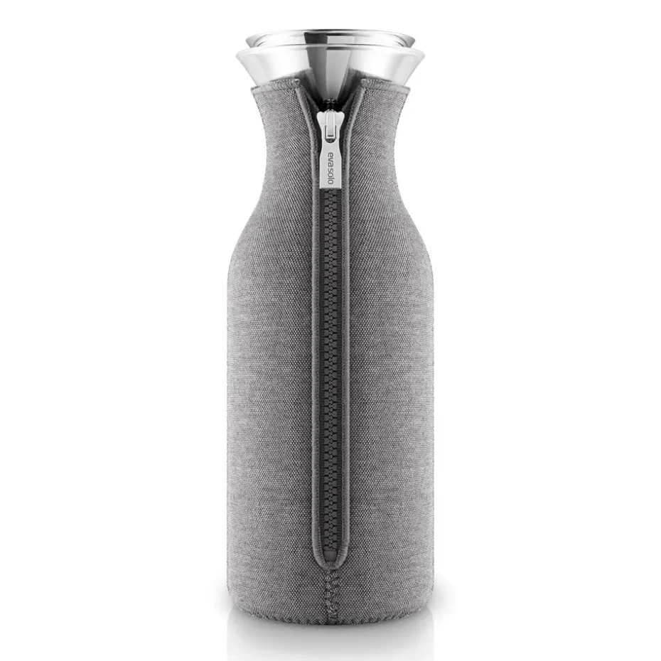 Carafe rafraîchissante Eva Solo à housse tissée, gris foncé