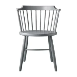 Chaise J18, Beech light grey painted