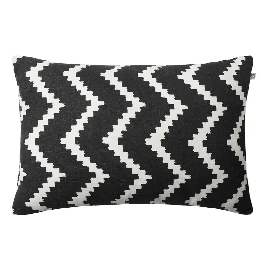 Coussin Ikat Sema, Black-off white