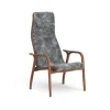 Fauteuil Lamino, peau de mouton scandinavian grey, noyer laqué