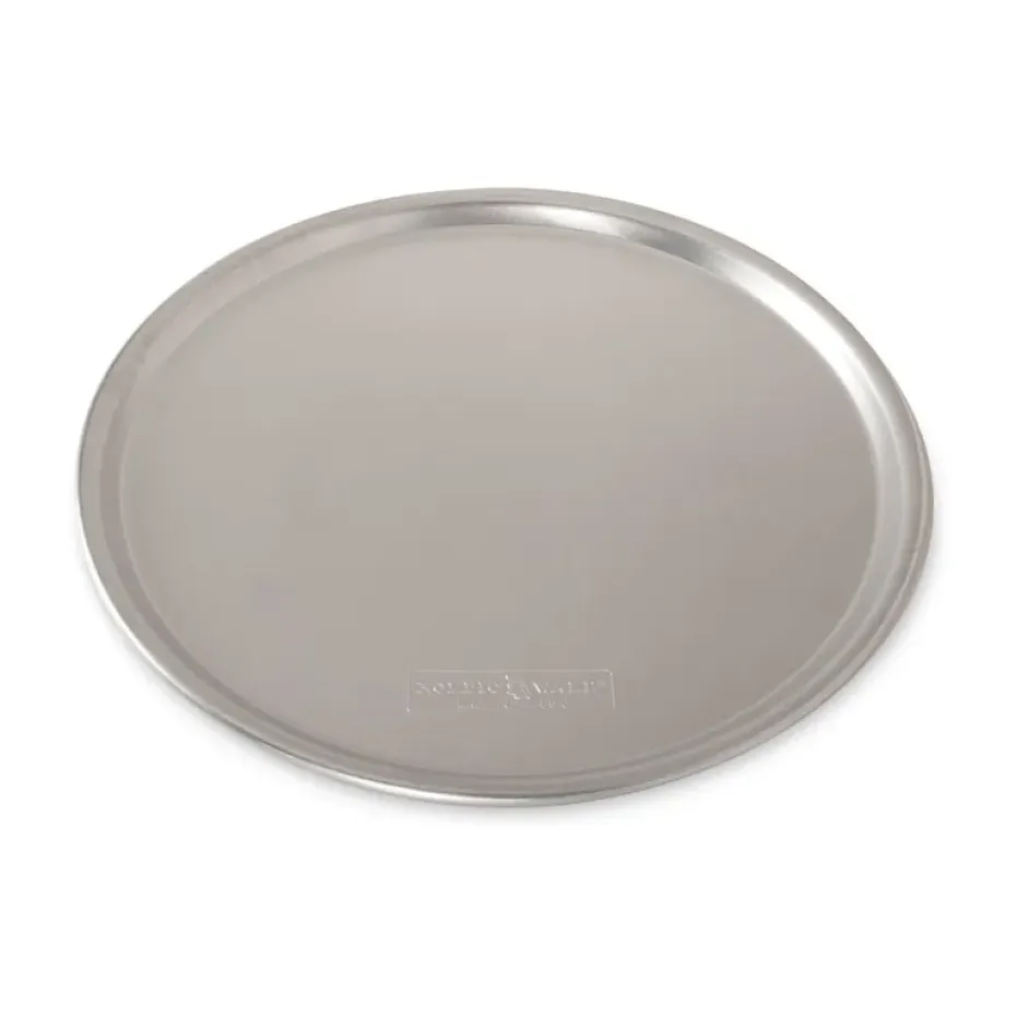 Plaque à pizza traditionnelle Nordic Ware Naturals Ø38 cm, Aluminium