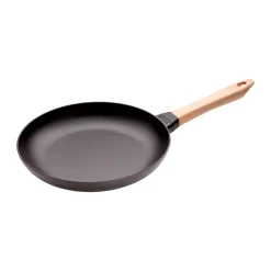Poêle à frire Staub fonte noire avec manche en bois clair, Ø28 cm