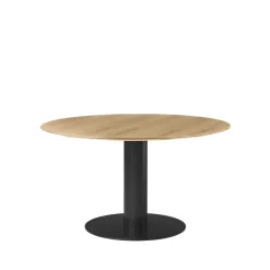 Table à manger Gubi 2.0, oak, ø130, structure noire